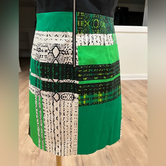 Kenneth Cole New York Fleur' StretchWoven Sheath Dress - Picture 4 of 16